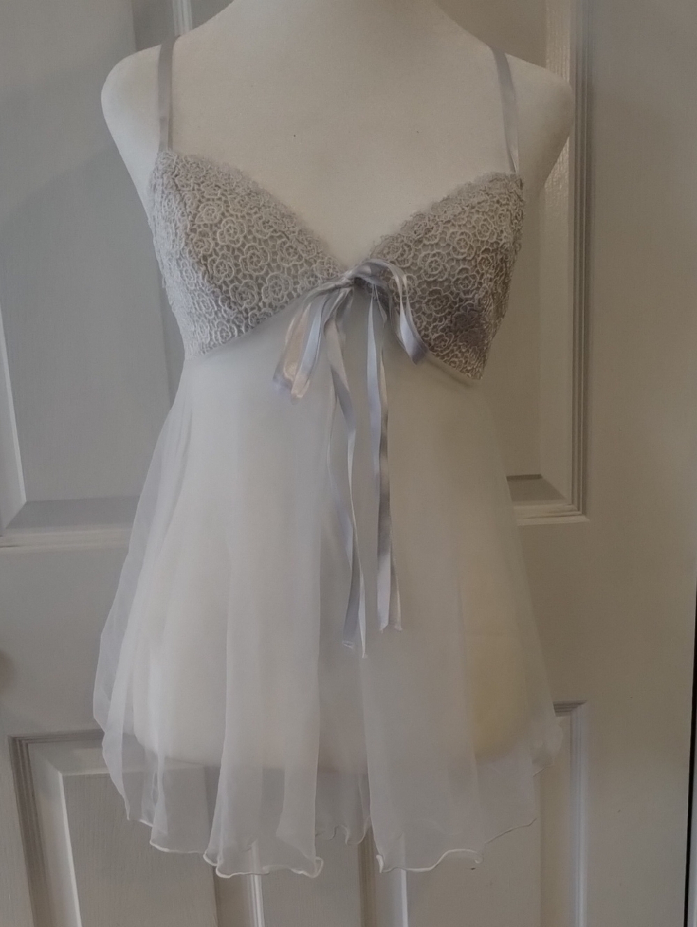 Sheer Lace-Top Babydoll Chemise.  (100)